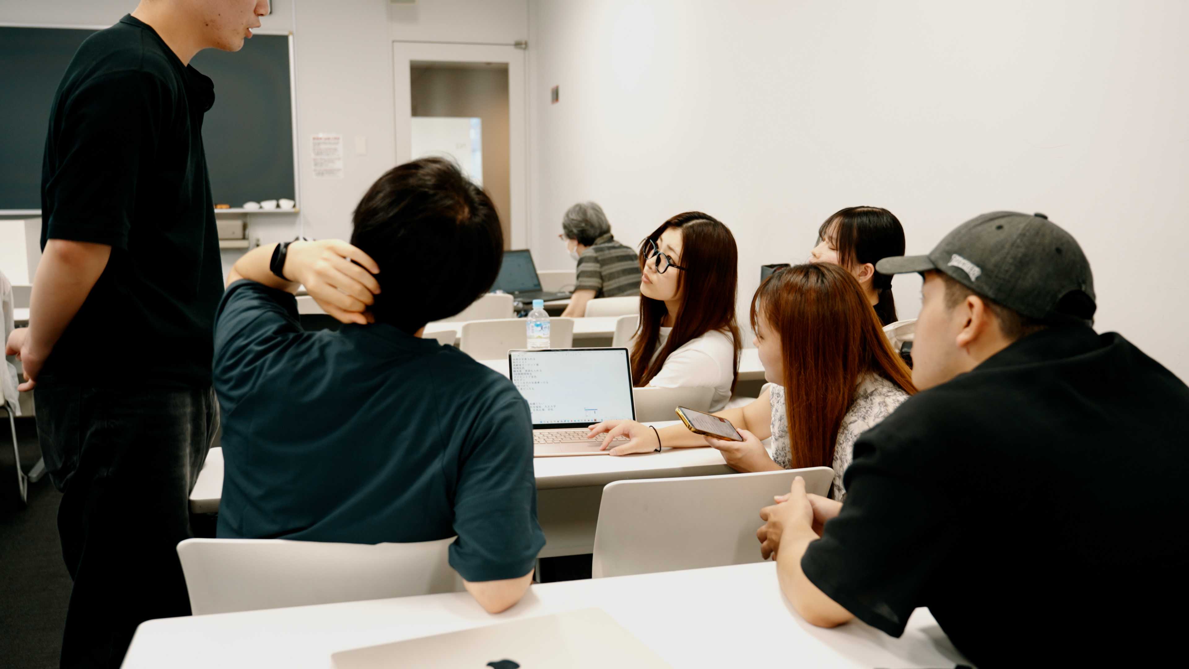 大正大学生 授業風景